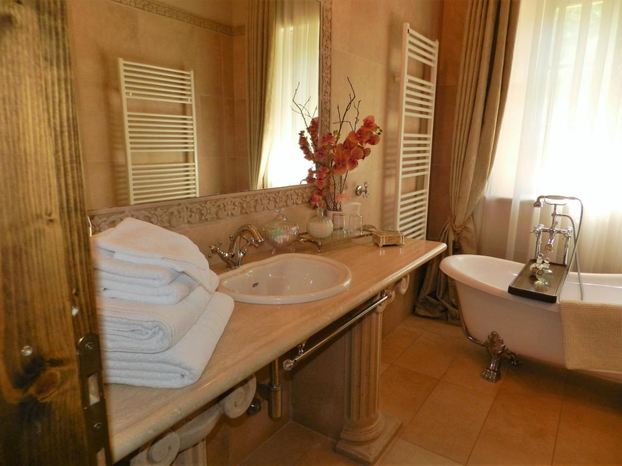 Villa Bertagni Castelnuovo di Garfagnana Kültér fotó