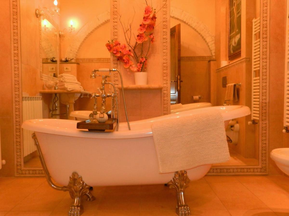 Villa Bertagni Castelnuovo di Garfagnana Kültér fotó